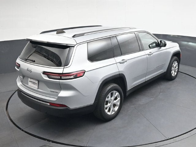 Used 2023 Jeep Grand Cherokee L Limited AWD/4WD image 37