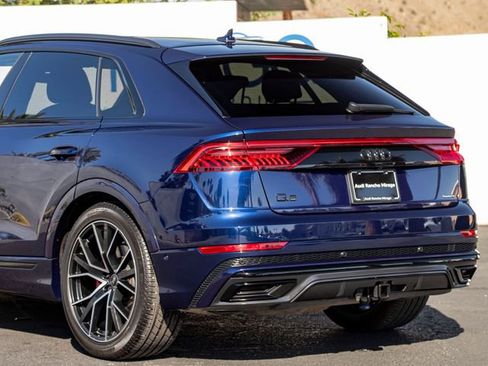 Used 2021 Audi Q8 Prestige w/ Prestige Package image 10