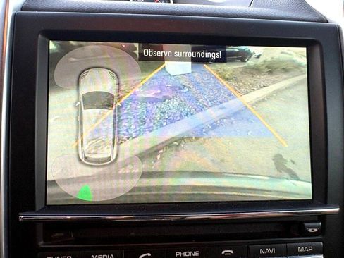 Used 2014 Porsche Cayenne AWD 4dr Manual image 35