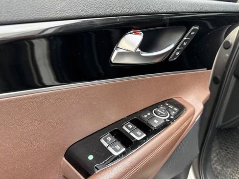 Used 2019 Kia Sorento SX w/ SX Touring Package AWD/4WD image 12