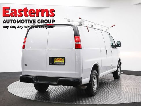 Used 2020 Chevrolet Express 2500 Work Van w/ Communications Package image 5