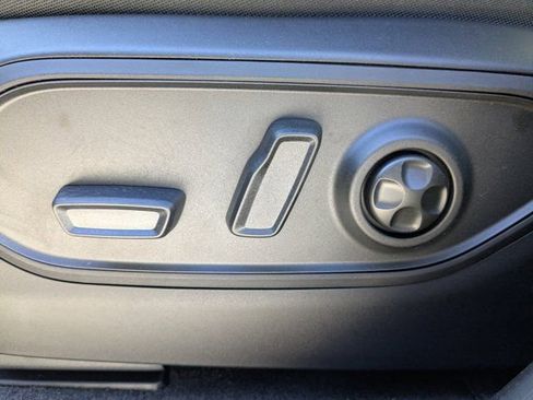 New 2026 Jeep Grand Cherokee Laredo image 21