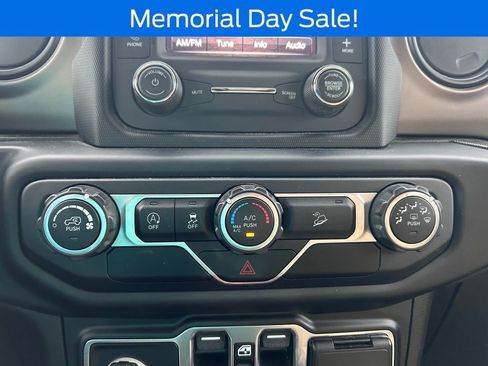 Used 2020 Jeep Wrangler Unlimited Sport AWD/4WD image 29