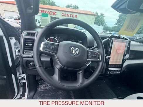 New 2026 RAM 3500 Tradesman AWD/4WD image 16
