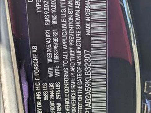 Used 2019 Porsche Macan S image 25