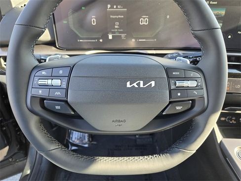 New 2026 Kia Sportage EX image 17