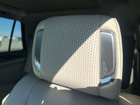 Used 2021 Cadillac Escalade Sport Platinum image 27