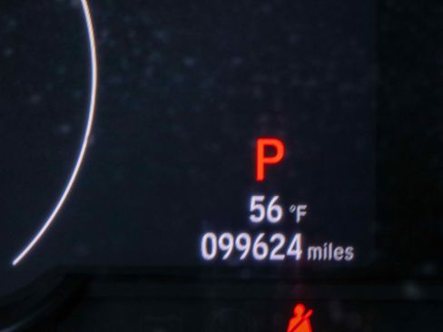 Used 2019 Honda Accord Touring image 16