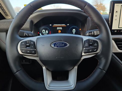 New 2026 Ford Explorer Active w/ Active Comfort Package image 27