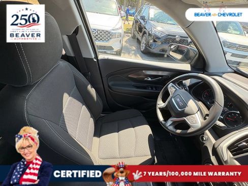 Used 2024 GMC Terrain SLE FWD image 26