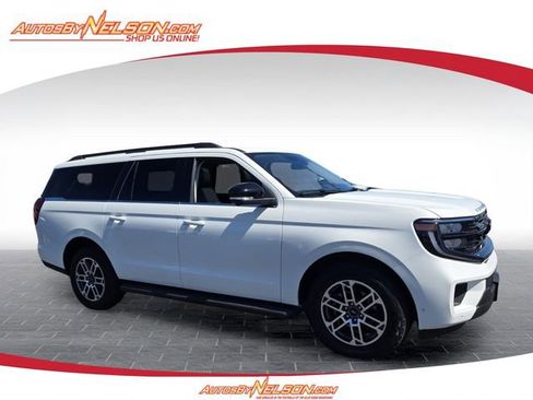 Used 2025 Ford Expedition Max Active AWD/4WD image 1