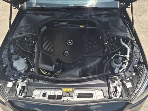 Used 2025 Mercedes-Benz C 300 Sedan image 35
