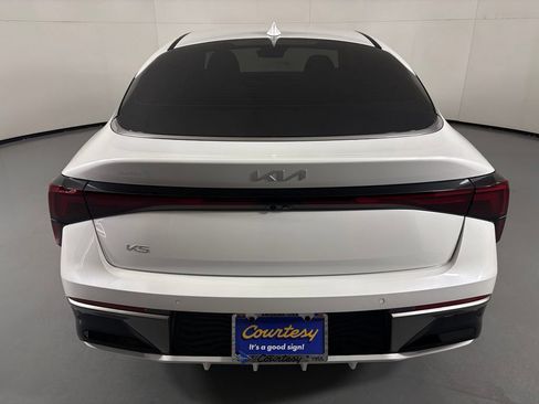 New 2026 Kia K5 LXS FWD image 8