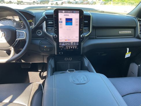 New 2026 RAM 3500 Laramie AWD/4WD image 12