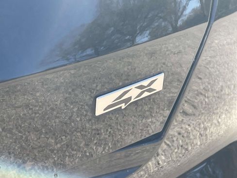 Used 2023 Kia Sorento SX image 5