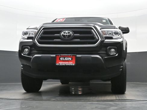 Used 2023 Toyota Tacoma SR5 w/ Black Out Package (TMS) AWD/4WD image 27