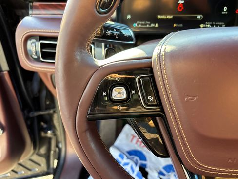 Certified 2023 Lincoln Aviator Black Label w/ Dynamic Handling Package image 19