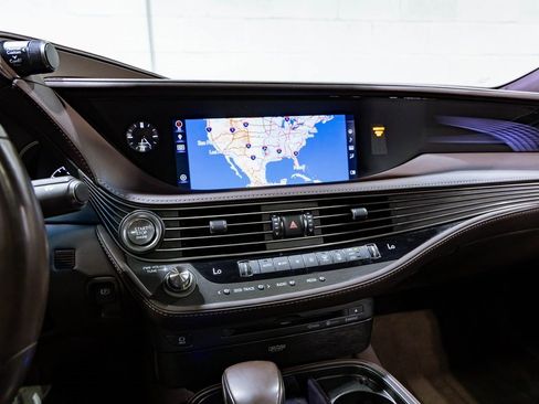 Used 2019 Lexus LS 500 image 14