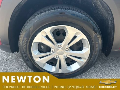 Used 2024 Chevrolet Trax LS FWD image 45