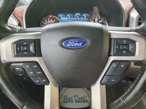 Used 2019 Ford F150 Platinum AWD/4WD image 16