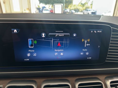 Used 2025 Mercedes-Benz GLE 350 4MATIC image 18