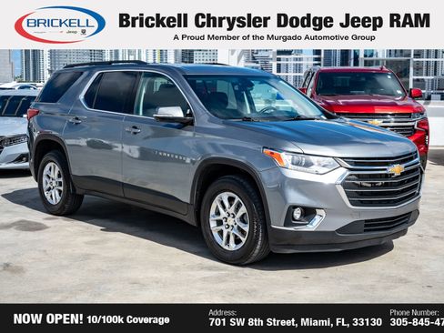 Used 2020 Chevrolet Traverse LT image 3