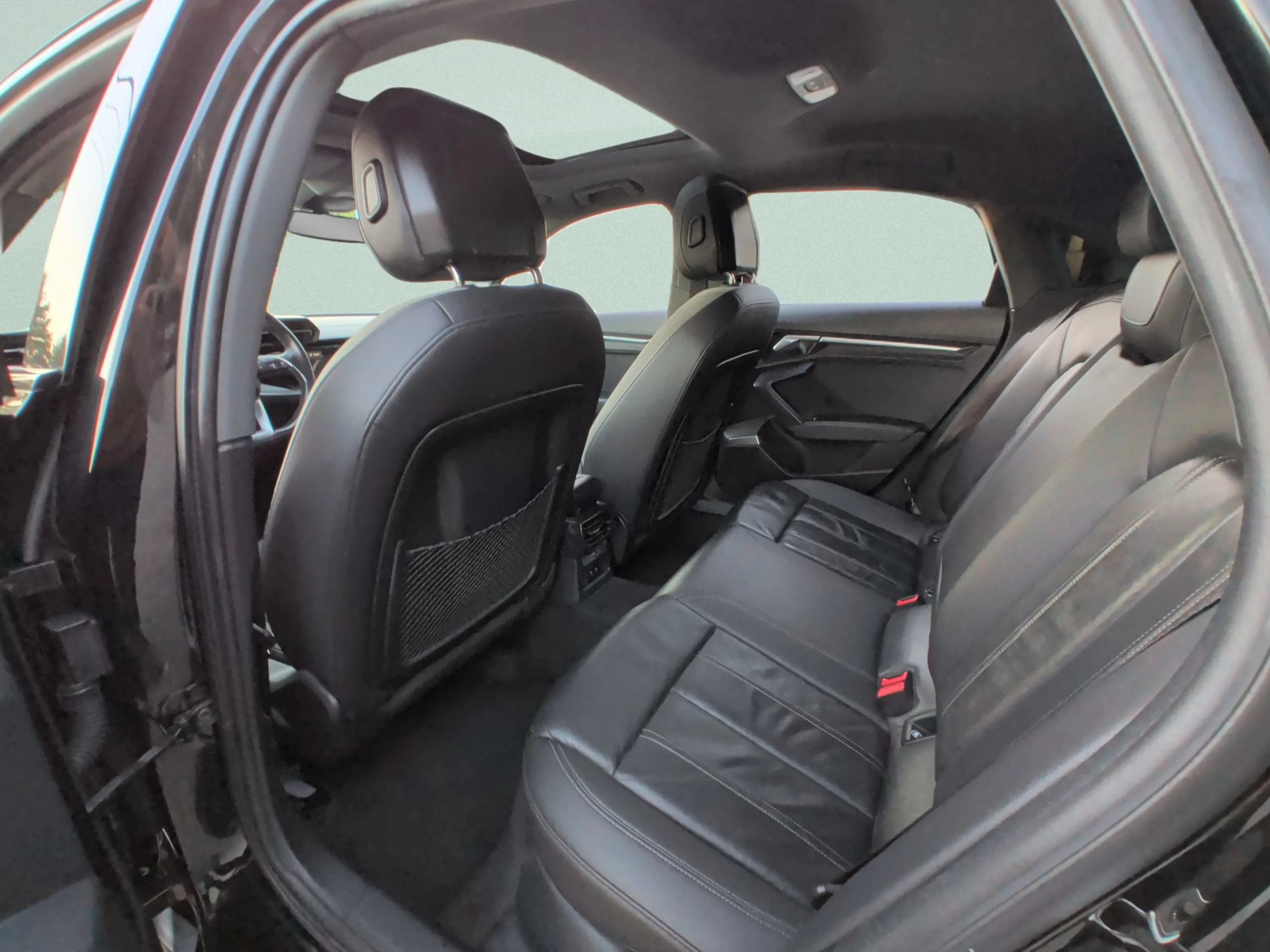 Used 2023 Audi A3 2.0T Premium Plus w/ Premium Plus Package FWD image 34