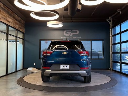 Used 2021 Chevrolet TrailBlazer LT w/ Convenience Package image 4