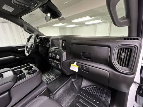 New 2025 GMC Sierra 3500 Pro image 27