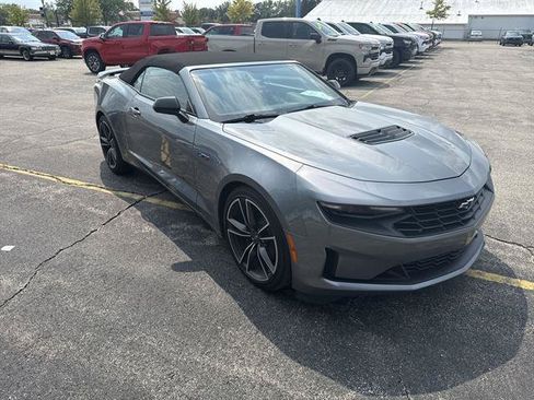 Used 2021 Chevrolet Camaro LT w/ Technology Package RWD image 18