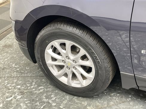 Used 2018 Chevrolet Equinox LT AWD/4WD image 31