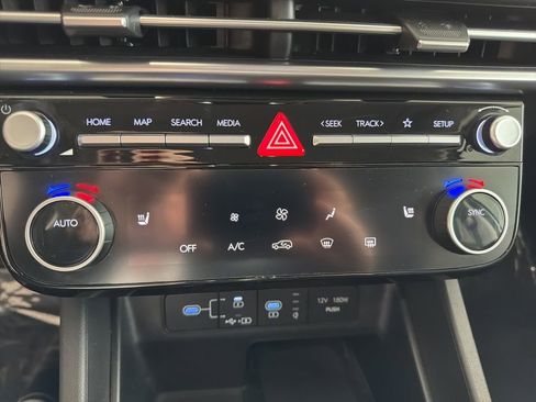 Used 2025 Hyundai Tucson SEL AWD/4WD image 15