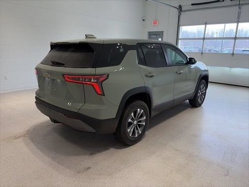 New 2026 Chevrolet Equinox LT w/ Convenience Package II FWD image 6