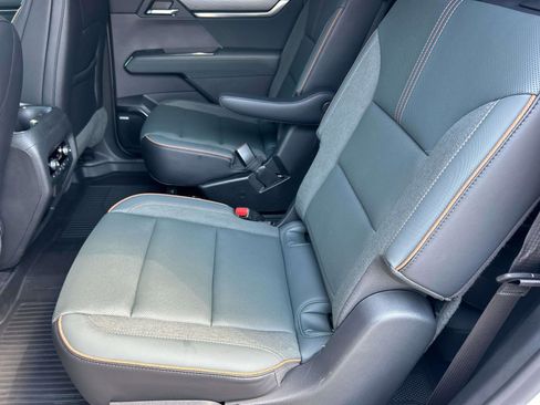 Certified 2024 GMC Acadia AT4 w/ Luxury Package image 37