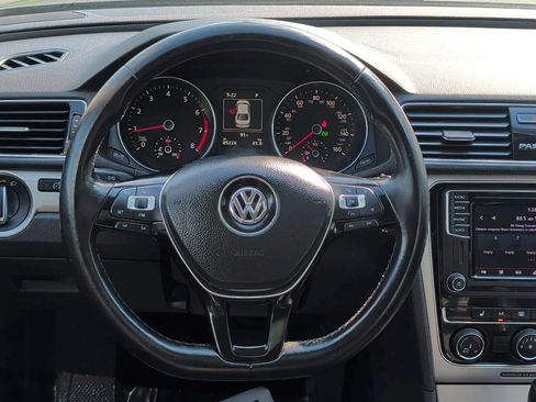 Used 2019 Volkswagen Passat 2.0T Wolfsburg w/ Wheels & Sunroof Package FWD image 23