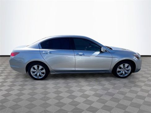 Used 2009 Honda Accord EX-L image 8