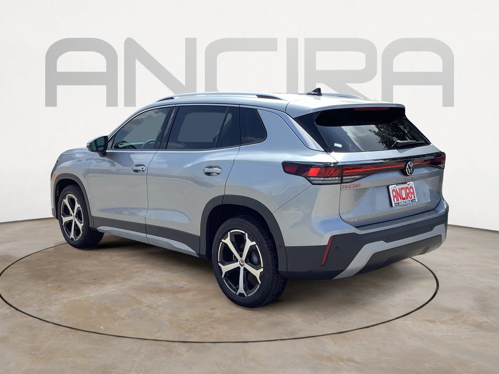 New 2026 Volkswagen Tiguan SE FWD image 6