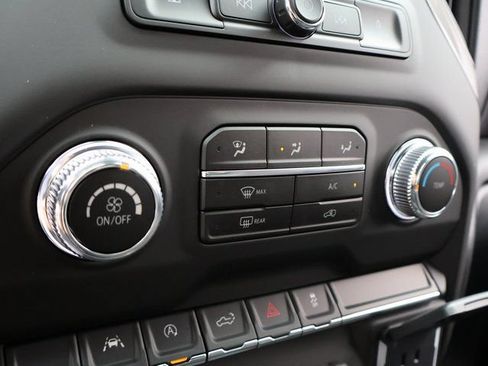 New 2026 GMC Sierra 1500 Pro w/ Graphite Edition AWD/4WD image 27
