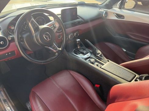 Used 2020 MAZDA MX-5 Miata RF Grand Touring image 5