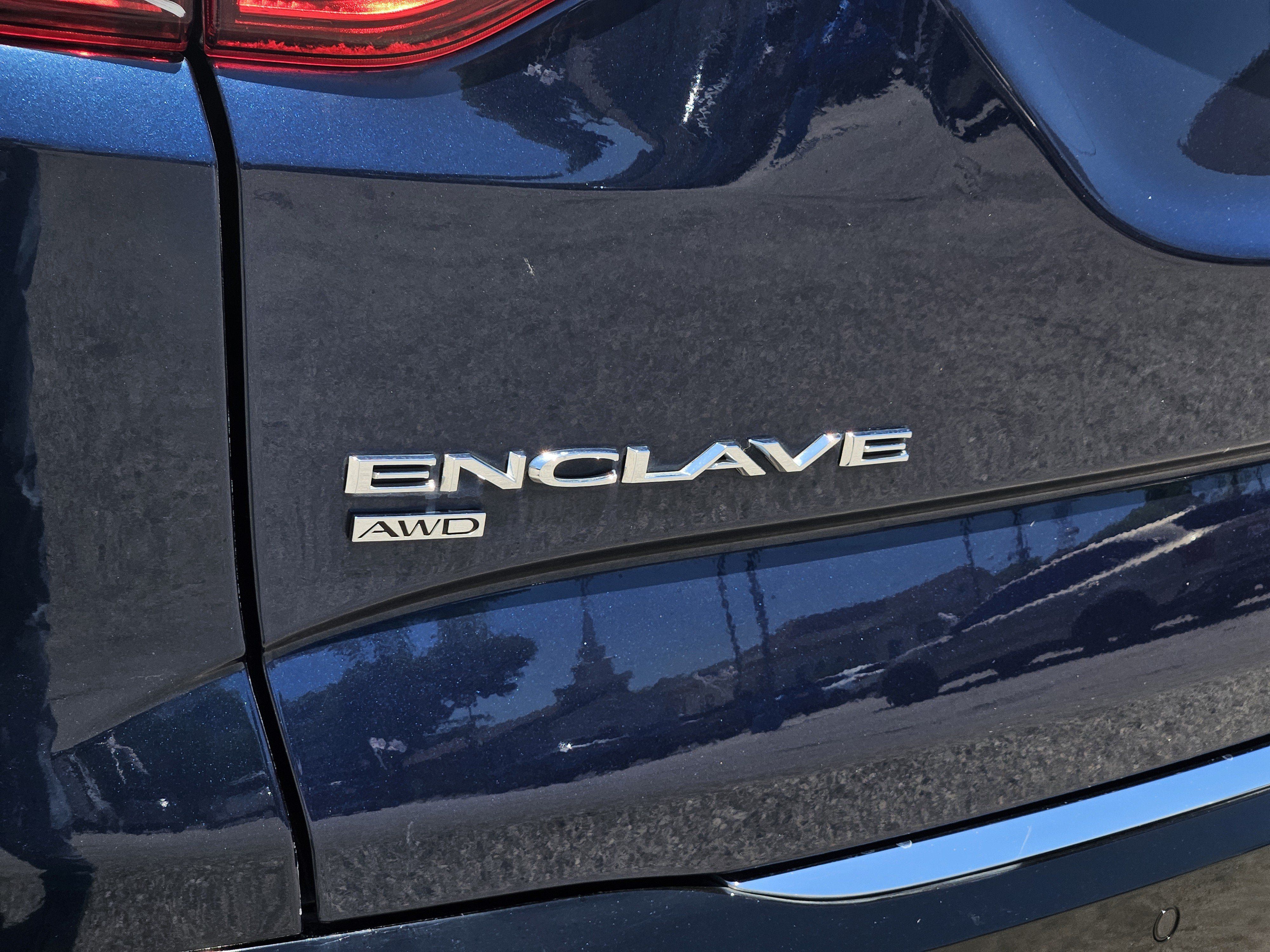 Used 2023 Buick Enclave Essence w/ Experience Buick Package AWD/4WD image 7