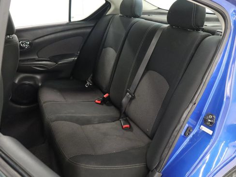 Used 2015 Nissan Versa SV FWD image 18