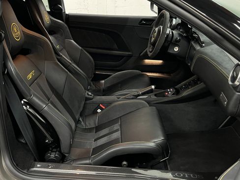 Used 2021 Lotus Evora image 43