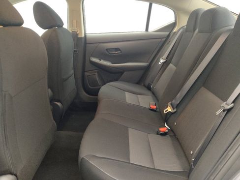 Used 2025 Nissan Sentra SV FWD image 18