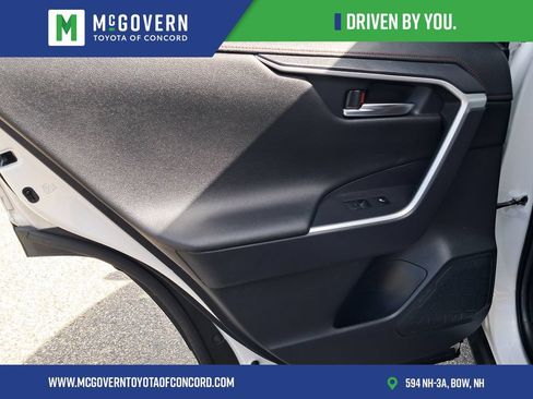 Used 2023 Toyota RAV4 XSE w/ Weather Package AWD/4WD image 17