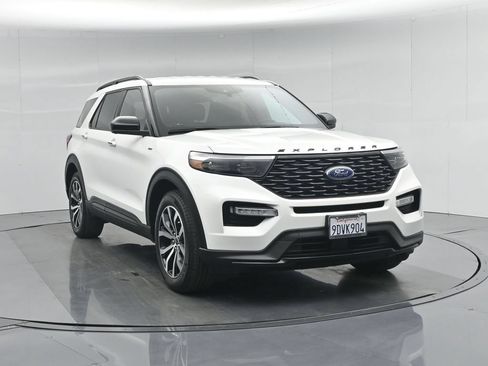 Used 2022 Ford Explorer ST-Line RWD image 63
