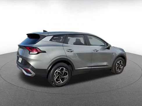 Used 2025 Kia Sportage LX image 15