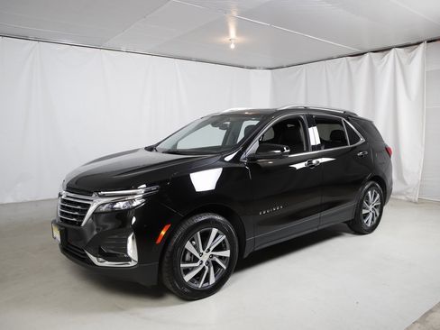 Used 2022 Chevrolet Equinox Premier image 26