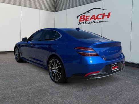 Used 2022 Genesis G70 2.0T w/ Prestige Package AWD/4WD image 11