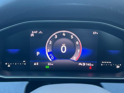 New 2026 Volkswagen Jetta SE FWD image 23