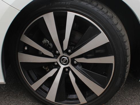 Used 2022 Nissan Altima 2.5 Platinum image 19